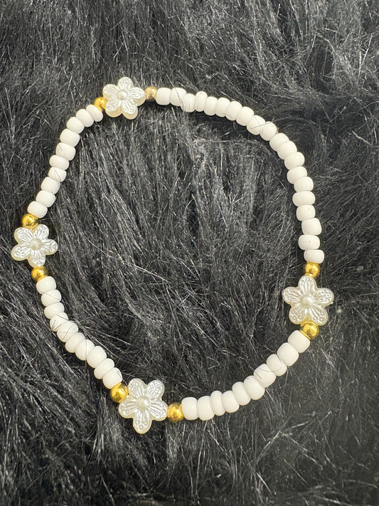 White Flower Anklet